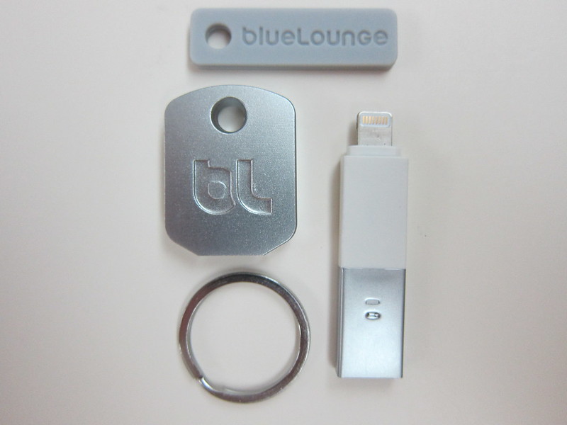 Bluelounge Kii - Box Contents