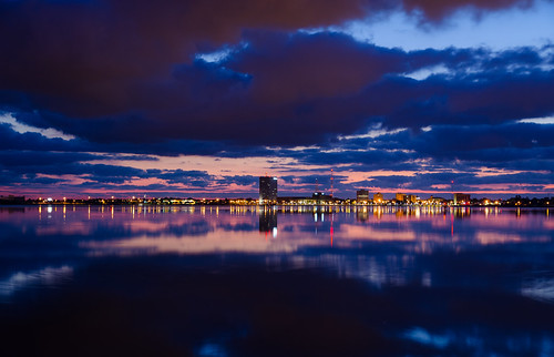city light lake reflection sunrise la timelapse nikon long exposure low charles 1685 d7000