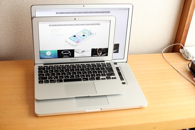 PC/タブレット ノートPC 待望☆】 MacBook Air 13-inch Mid 2013 付属品多数（計5点） ノートPC