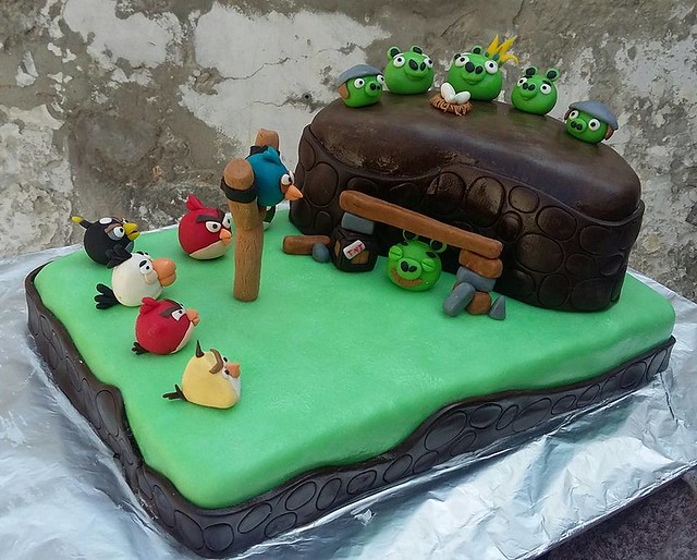 Angry Birds Cake by Sweet Sensations