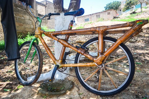 迦納的竹製腳踏車。（來源：jbdodane）