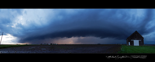 longexposure blue sunset panorama cloud storm weather barn canon landscape geotagged photography illinois amazing twilight thunderstorm incredible stormcloud outflow arcus shelfcloud gustfront canoneos60d arcuscloud illinoisthunderstorm