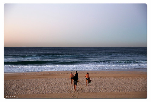 swim sunrise sydney australia bondibeach