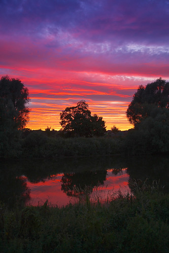 sunset sky reflection canon river fire eos severn 5dmarkiii