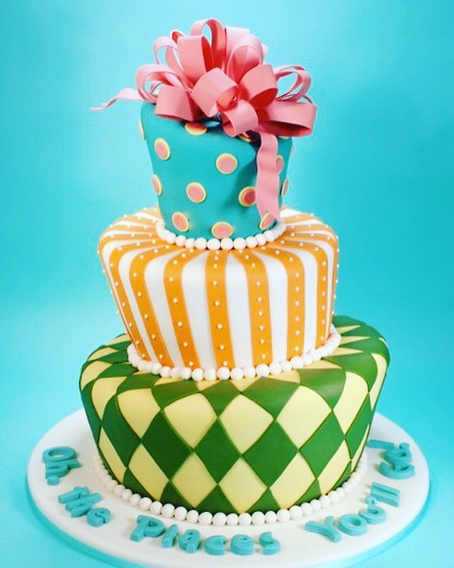 Seuss-Inspired Wedding Cake by Elisa Strauss