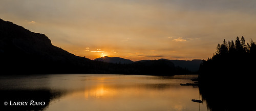 lake mountains reflection water sunrise echolake
