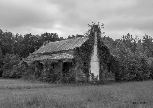 abandoned rural oldhome pittcountync