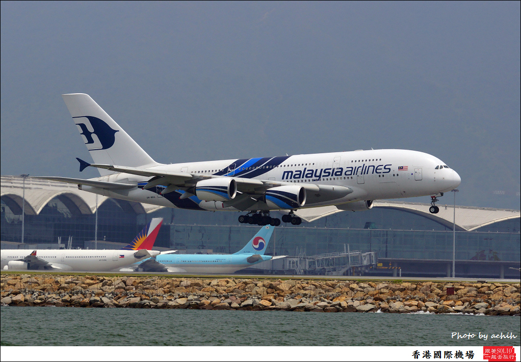 Malaysia Airlines 9M-MNA
