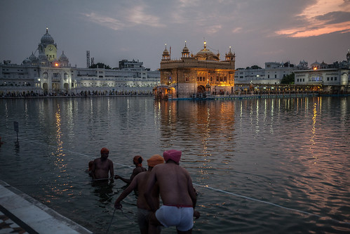 india amritsar goldentemple darbarsahib theharmandirsahib