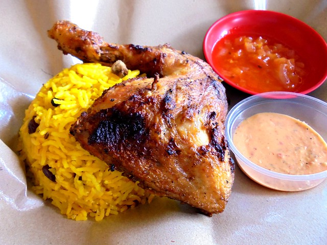 Morracan rice with grilled chicken
