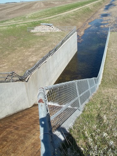 new project canal bureau dam reclamation garrison rockford diversion spillway