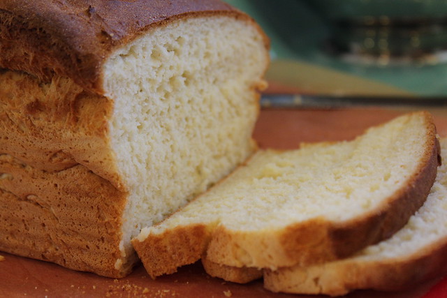 Soft Gluten Free Sandwich Bread Recipe that's Easy to Make!