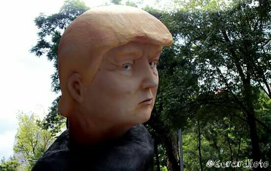 Donald #Trump sculpture. Created by Victor Robinson. The work will come to Mexicali. #photography #CDMX