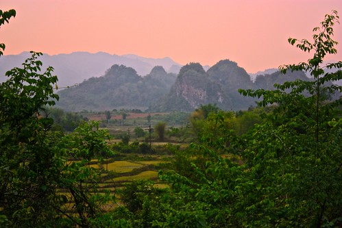 sunset on the road to Vieng Xai