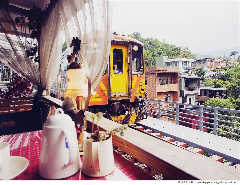 【台北 Taipei】平溪咖啡街角28 離火車最近的距離品嚐咖啡 Pinxi @薇樂莉 Love Viaggio | 旅行.生活.攝影