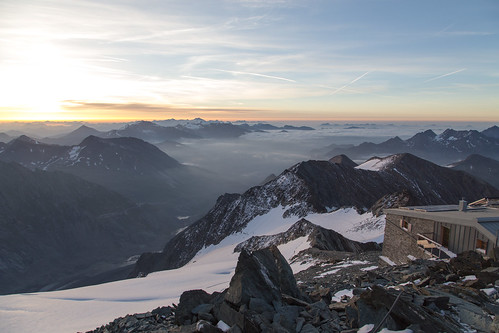 mountain sunrise austria österreich tyrol highest grossglockner hohetauern heiligenblut grosglockner erzherzogjohannhütte