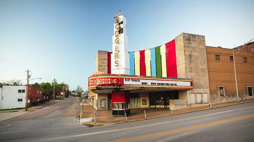 street longexposure sunset usa architecture facade marquee evening timelapse midwest downtown traffic time missouri april lighttrails smalltown lapse poplarbluff southernmissouri 2015 butlercounty theatremarquee passingcars bootheel notleyhawkins rodgerstheatre poplarbluffmissouri httpwwwnotleyhawkinscom notleyhawkinsphotography butlercountymo butlercountymissouri downtownpoplarbluff