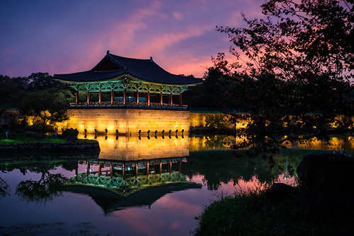 lake night palace reflection sunset korea gyeongju gyeongsangbukdo corã©edusud kr