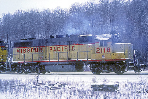 mp gp382 2118 railroad emd locomotive cotter train chz