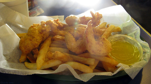 longexposure light sunset food sun fish restaurant connecticut butter fries lobster seafood hotsauce fried hartford coleslaw jscrabshack