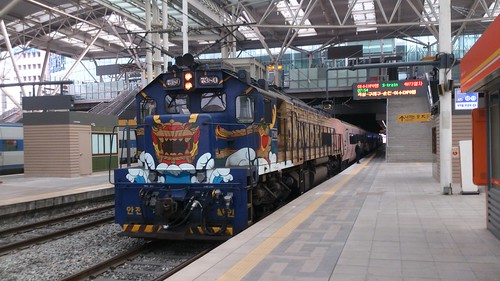KORAIL7300seriesDL(S-Train) in Seoul.Sta, Seoul, S.Korea /March 29, 2015