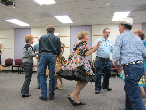 library squaredance friendswood