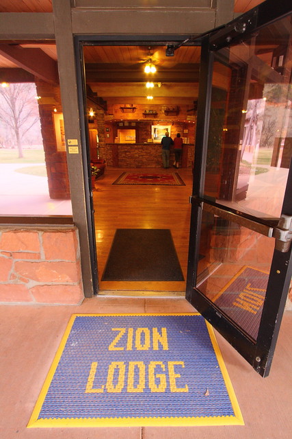 IMG_5409 Zion Lodge