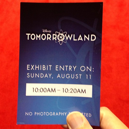 Tomorrowlandの展示を軽く見たらウホってなった。これウォルト版のダヴィンチ・コードじゃないか！！！