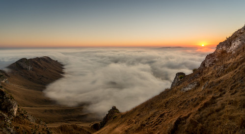 light newzealand sky mist fog night clouds sunrise dawn rocks hawkesbay