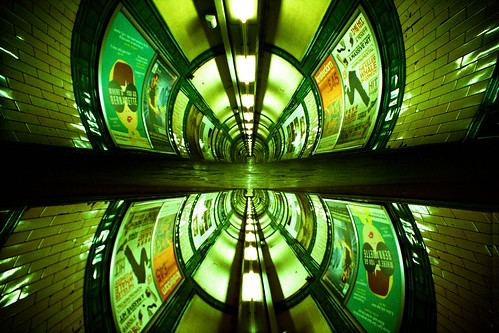 uk longexposure london station underground subway lomography unitedkingdom tunnel lomolca negative lcwide fotobes hodachrome