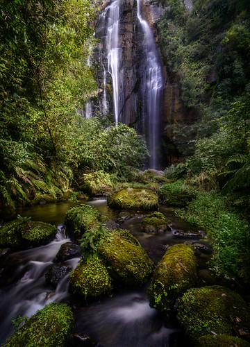 light newzealand pool creek waterfall shine falls hawkesbay shinefalls