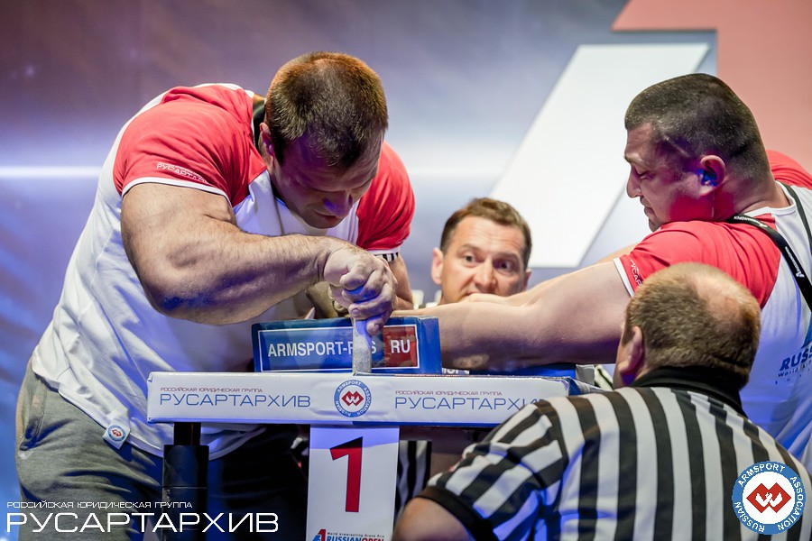 Denis Cyplenkov vs. Andrey Pushkar │ A1 RUSSIAN OPEN 2013, Photo Source: armsport-rus.ru