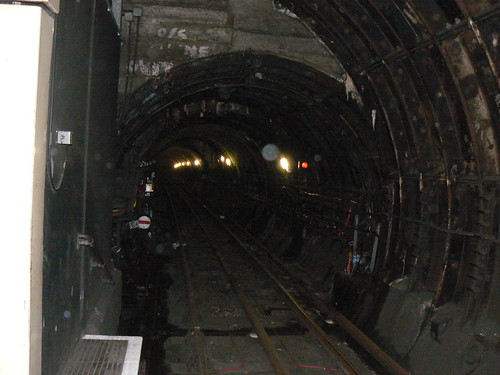 Looking down the Jubilee overrun tunnel at Charing Cross