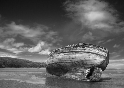 blackandwhite bw cloud beach monochrome landscape coast shipwreck beached stranded wrecked cloudscape trawler marooned anglesey dulas welshotimaging