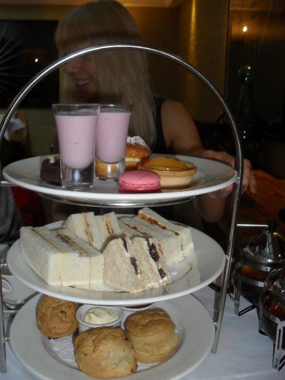 Afternoon Tea, London, Hilton, Green Park, Tiger Green Brasserie, Blog, Blogger, Review