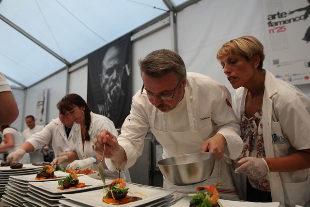 Dîner-spectacle avec le concours de Michel Guérard, Chef étoilé du restaurant Les Prés d’Eugénie à Eugénie-les-Bains
