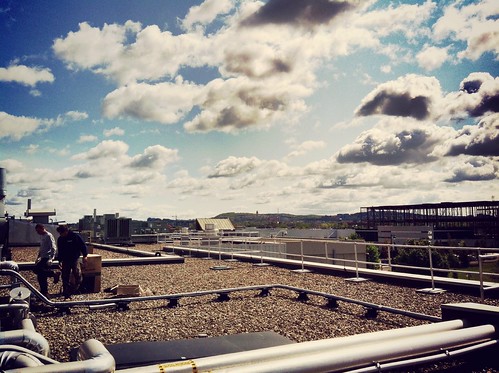 sky rooftop montreal pharmascience uploaded:by=flickrmobile denimfilter flickriosapp:filter=denim