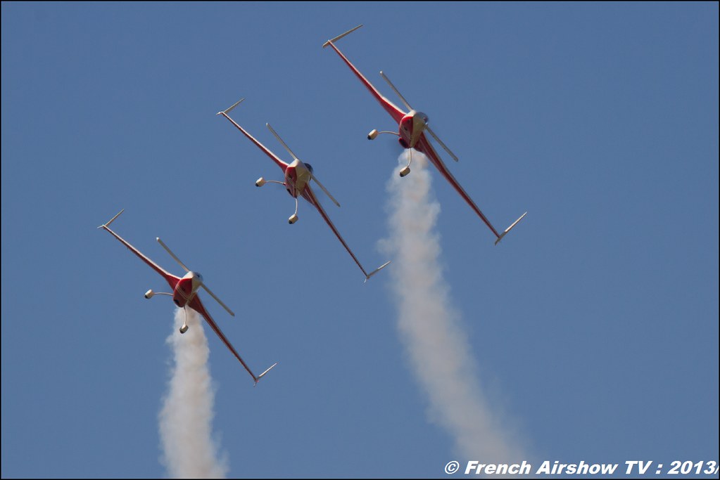 Patrouille Acrobatique REVA , 50 ans bombardiers d'eau, Aix les Milles, Meeting Aerien 2013