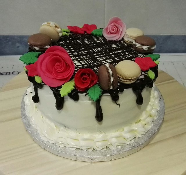 Cake by LoreArt Cake