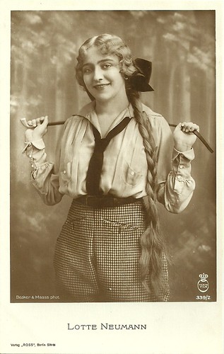 Lotte Neumann