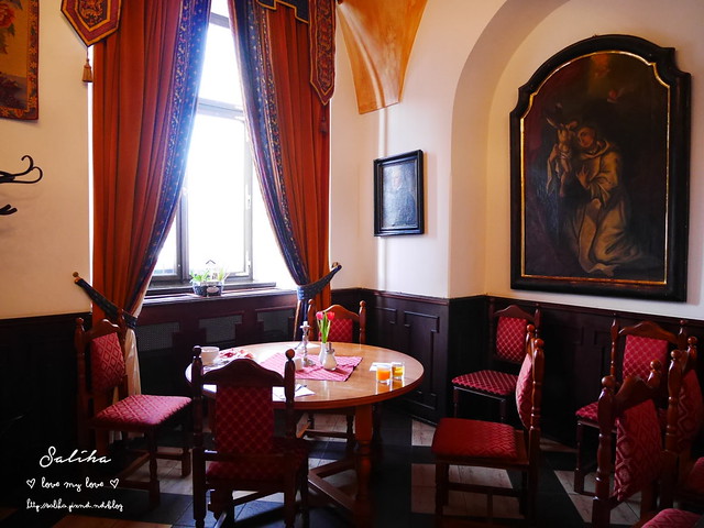 Hotel Ruze薔薇飯店Charming Hotel in cesky Krumlov中世紀扮裝晚餐-自助式早餐 (22)