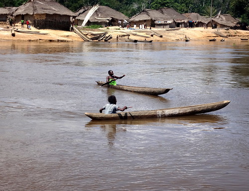 canoa 9ewolomombongomombesayambinga rdcongo 2016 mombongo easternprovince cd 4 rio congo