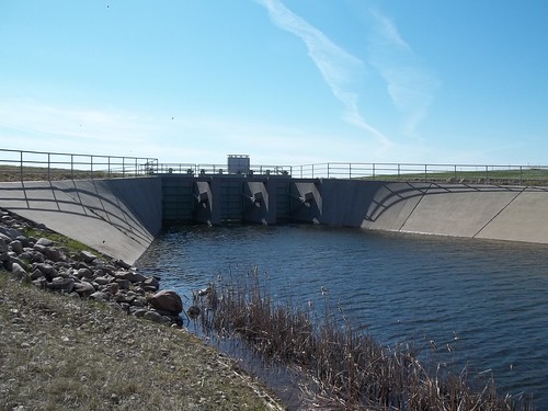 new project canal check gate bureau dam structure reclamation garrison rockford diversion tainter