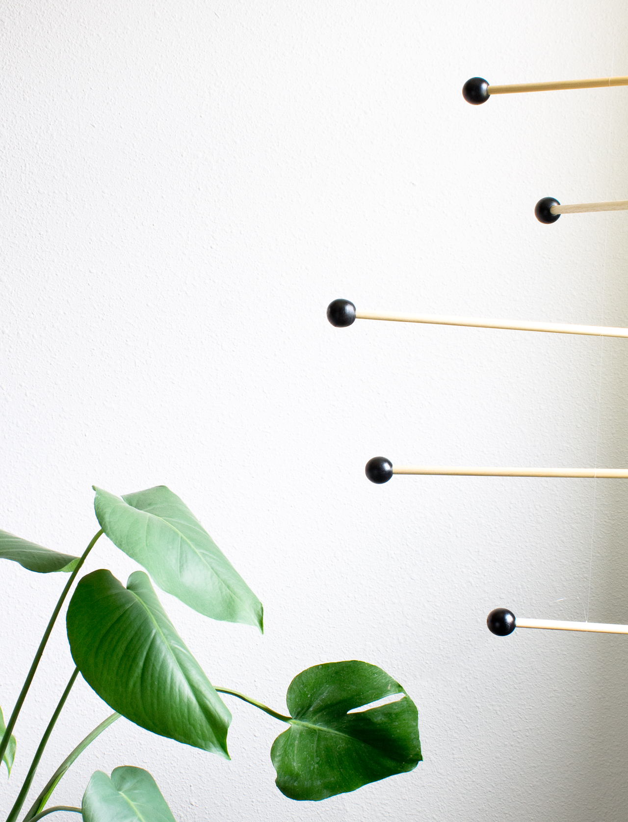 DIY Eames Inspired Mobile | click through for the full tutorial!