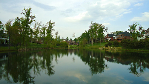 trees houses usa lake pond indiana northamerica residential neighbourhood floydsknobs