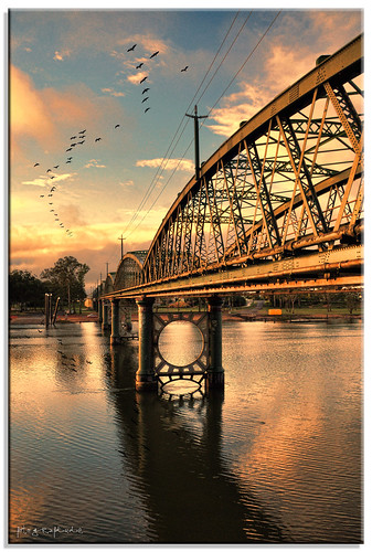 bridge sunset water birds clouds reflections river nikon queensland bundaberg d90 fotografdude