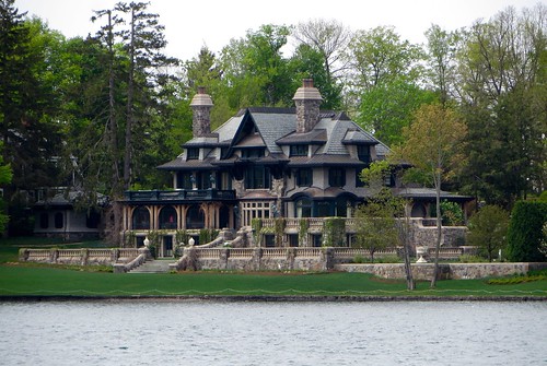 house lake mansion skaneatelesny