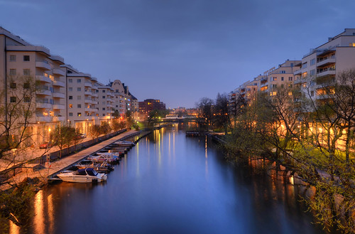 street city bridge trees houses cars water marina buildings reflections river boats shadows traffic sweden stockholm boardwalk sverige ladder busses hdr kungsholmen klarasjö blekholmen lowaerial