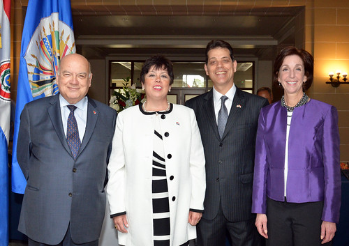 Paraguay reconoció la labor del Secretario General de la OEA en celebración de su independencia