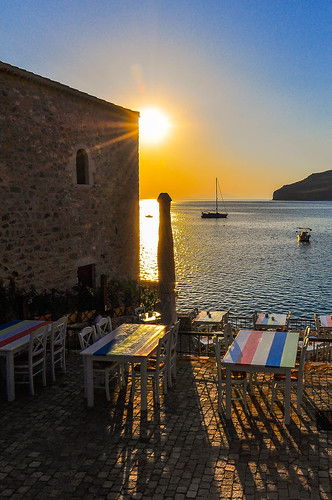 sunset sea sky table chair greece ηλιοβασίλεμα θάλασσα limeni τραπέζι καρέκλα ουρανόσ peloponnisosdytikielladakeionio